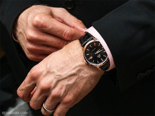 خرید ساعت برای هدیه فارغ التحصیلی